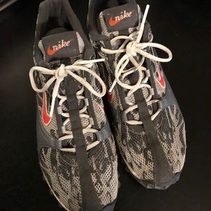 Nike Womens 8.5 Track Running Spikeless Shoes